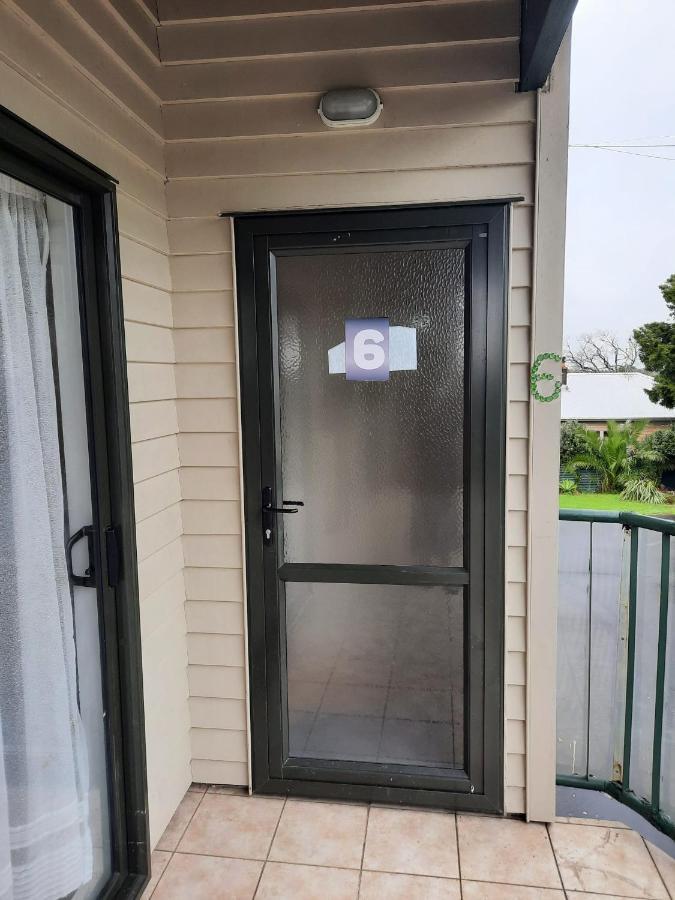 Walmsley Motel Mangere Оукланд Екстериор снимка