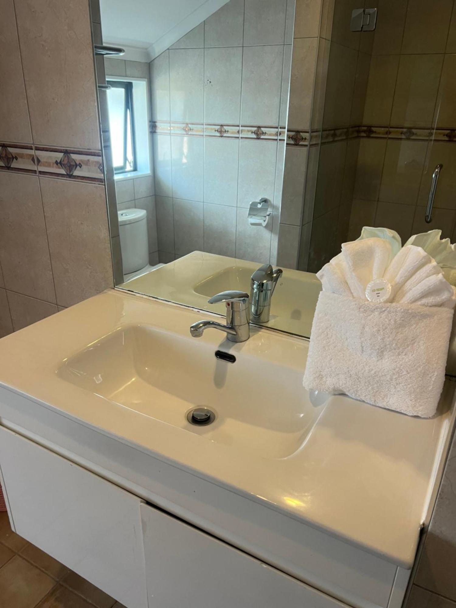 Walmsley Motel Mangere Оукланд Екстериор снимка